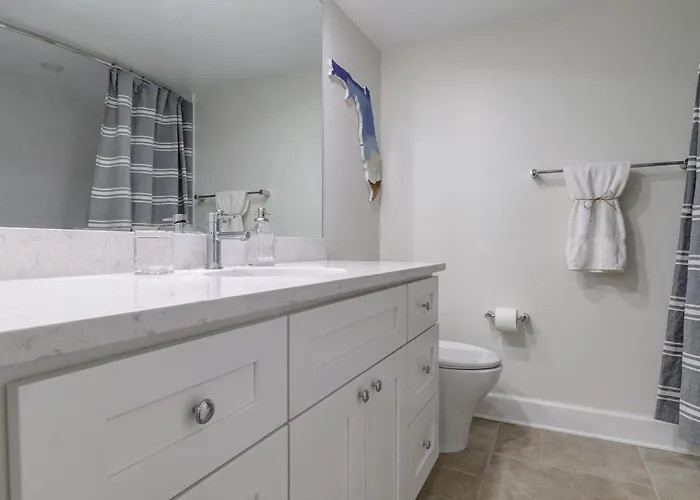 Pet Friendly hotel: Sandcastles 103